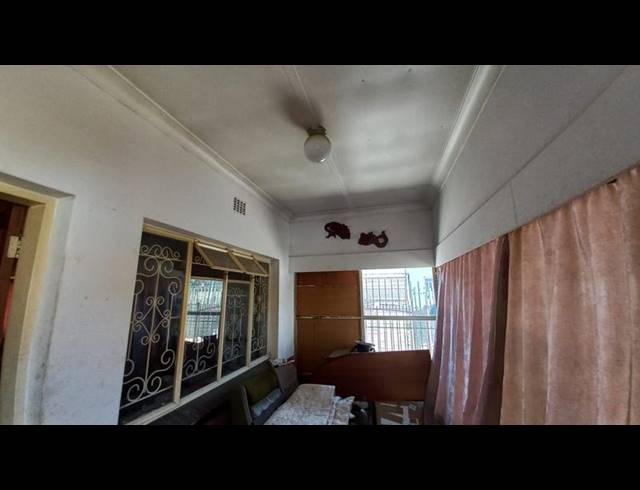 3 BEDROOM HOUSE FOR SALE IN CLAREMONT